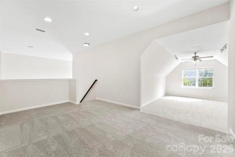 6237 Breckfield Court Charlotte NC 28278