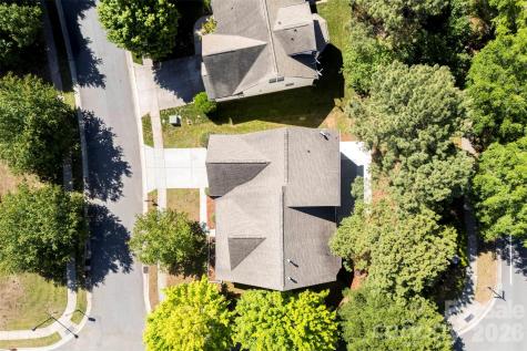 6237 Breckfield Court Charlotte NC 28278
