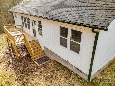446 Old Buckeye Cove Road Swannanoa NC 28778