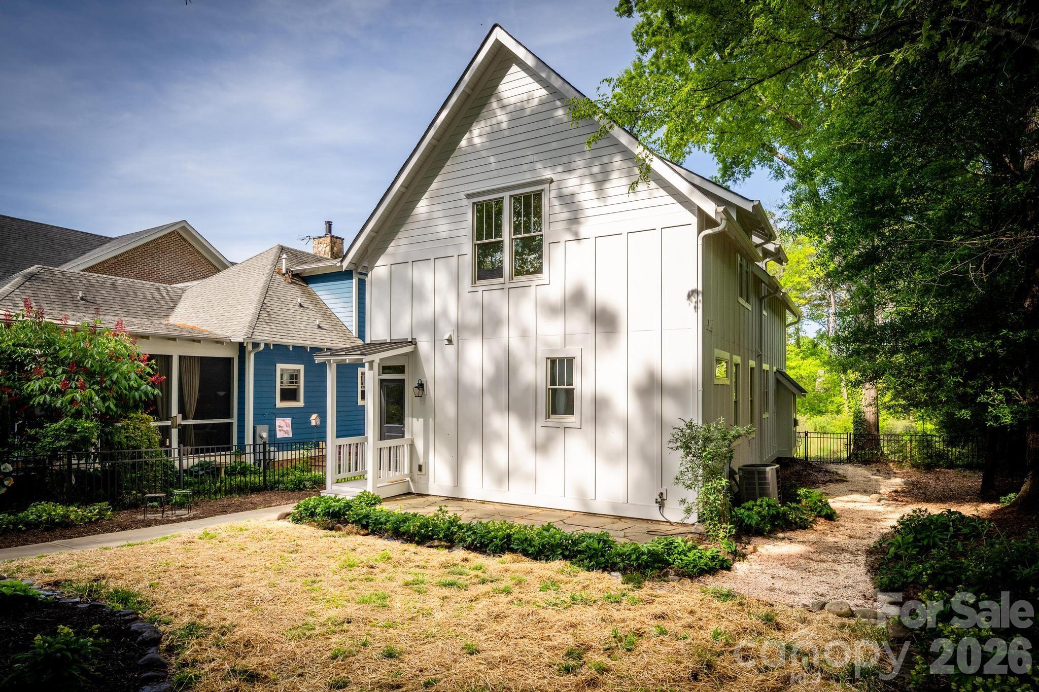 735 Emma Claire Lane Davidson NC 28036