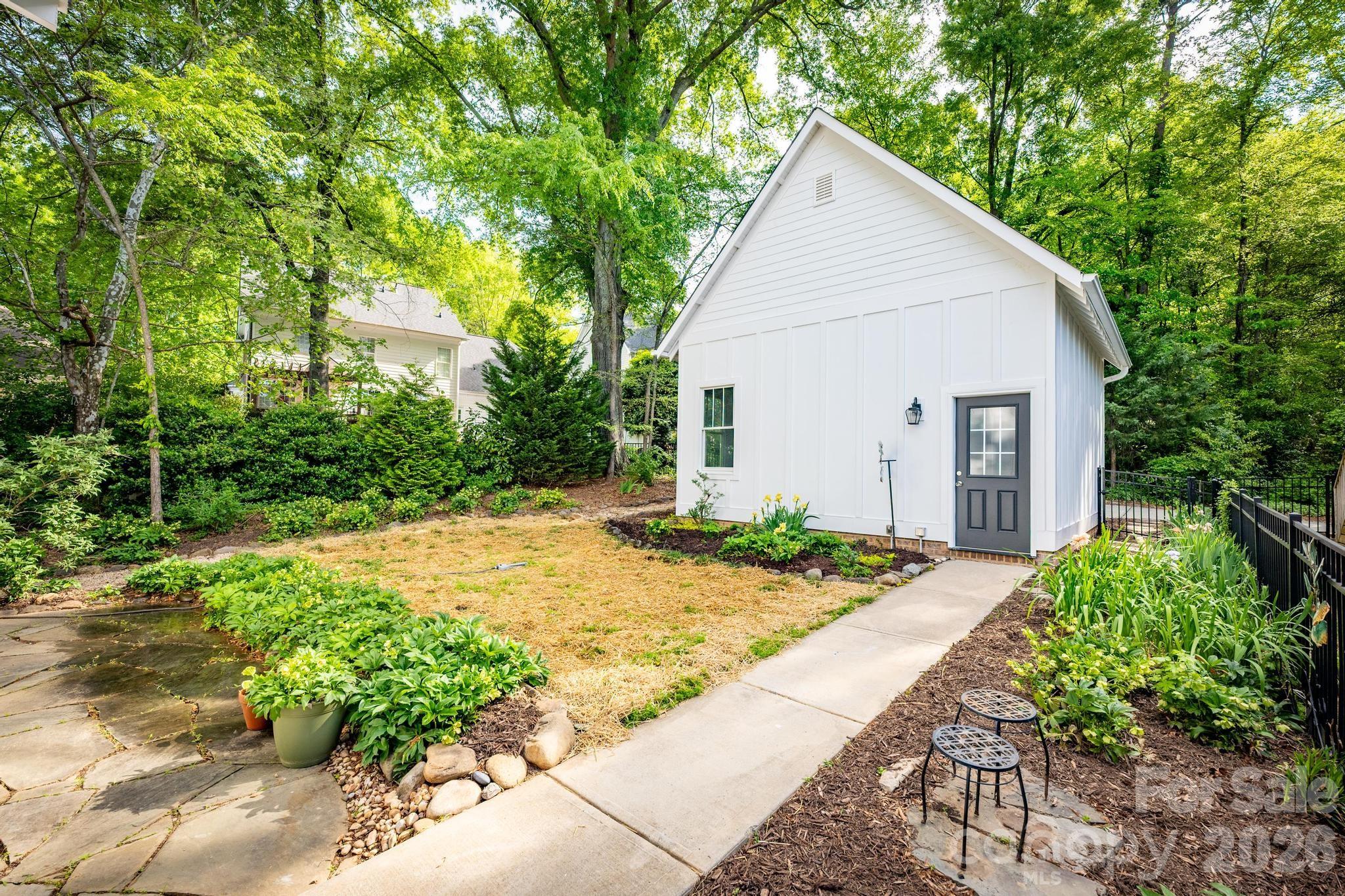 735 Emma Claire Lane Davidson NC 28036