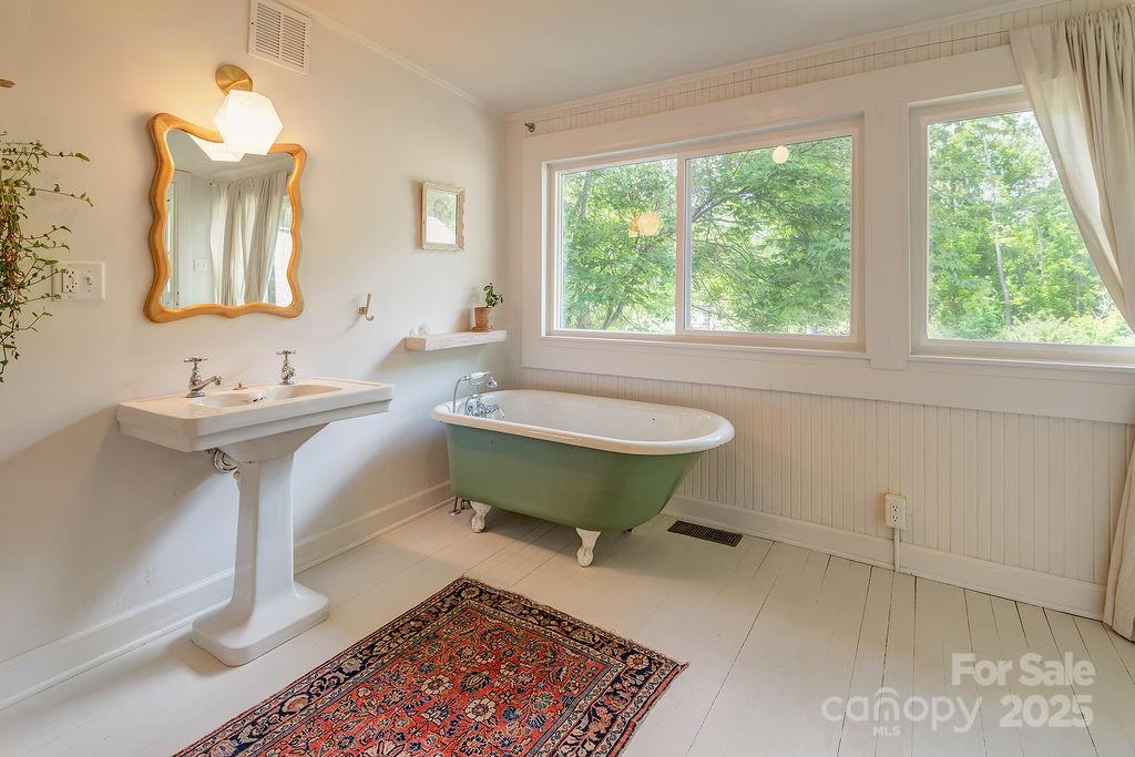 37 Lincoln Avenue Asheville NC 28803