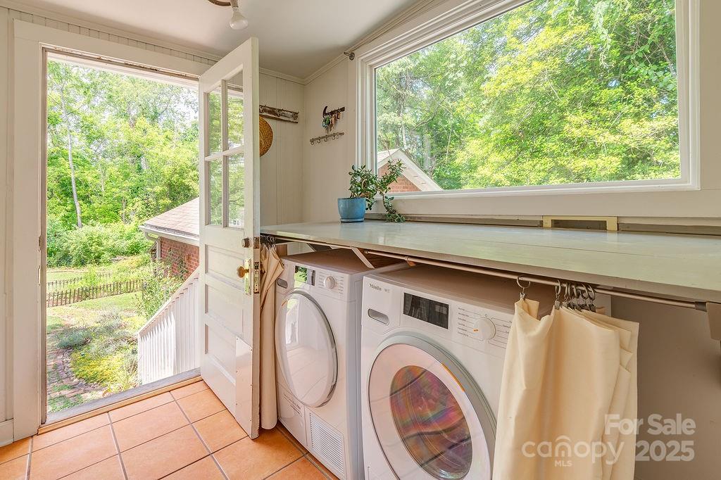 37 Lincoln Avenue Asheville NC 28803