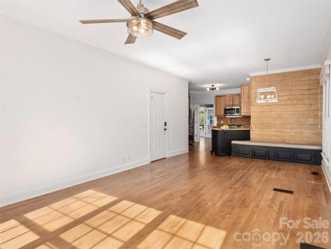 906 Woodvine Road Asheville NC 28803