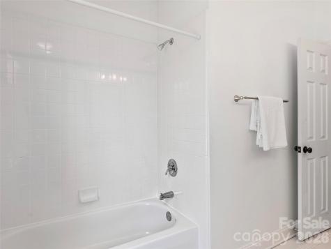 906 Woodvine Road Asheville NC 28803