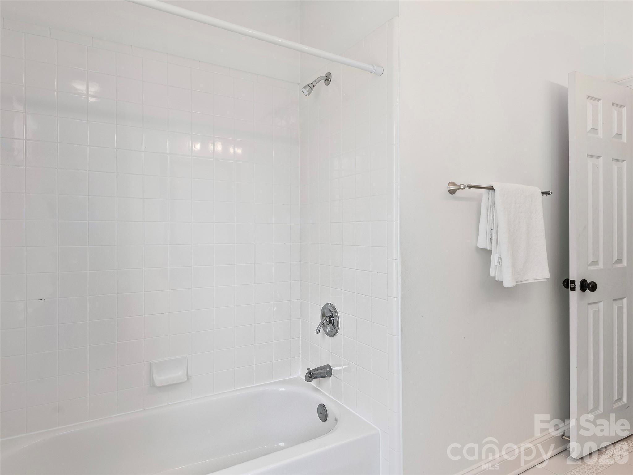 906 Woodvine Road Asheville NC 28803