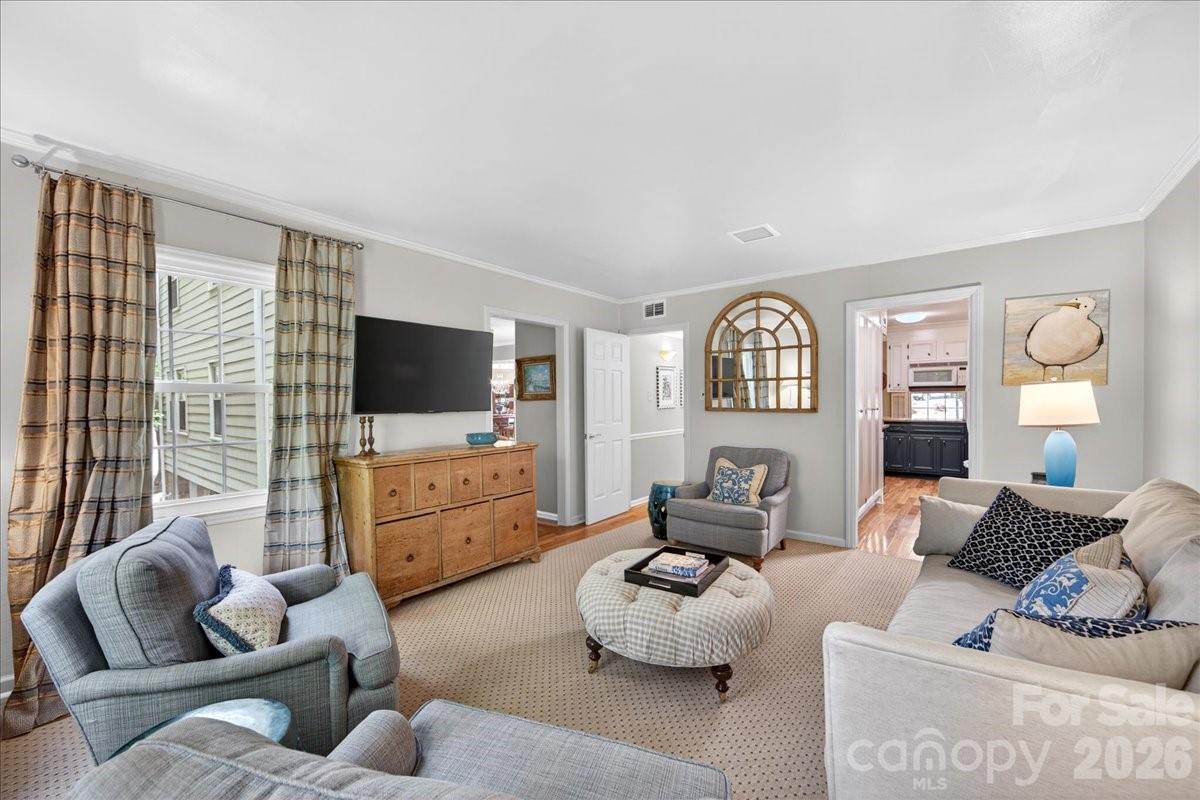 6826 Constitution Lane Charlotte NC 28210