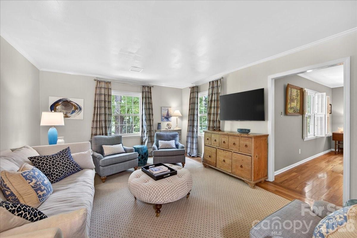 6826 Constitution Lane Charlotte NC 28210
