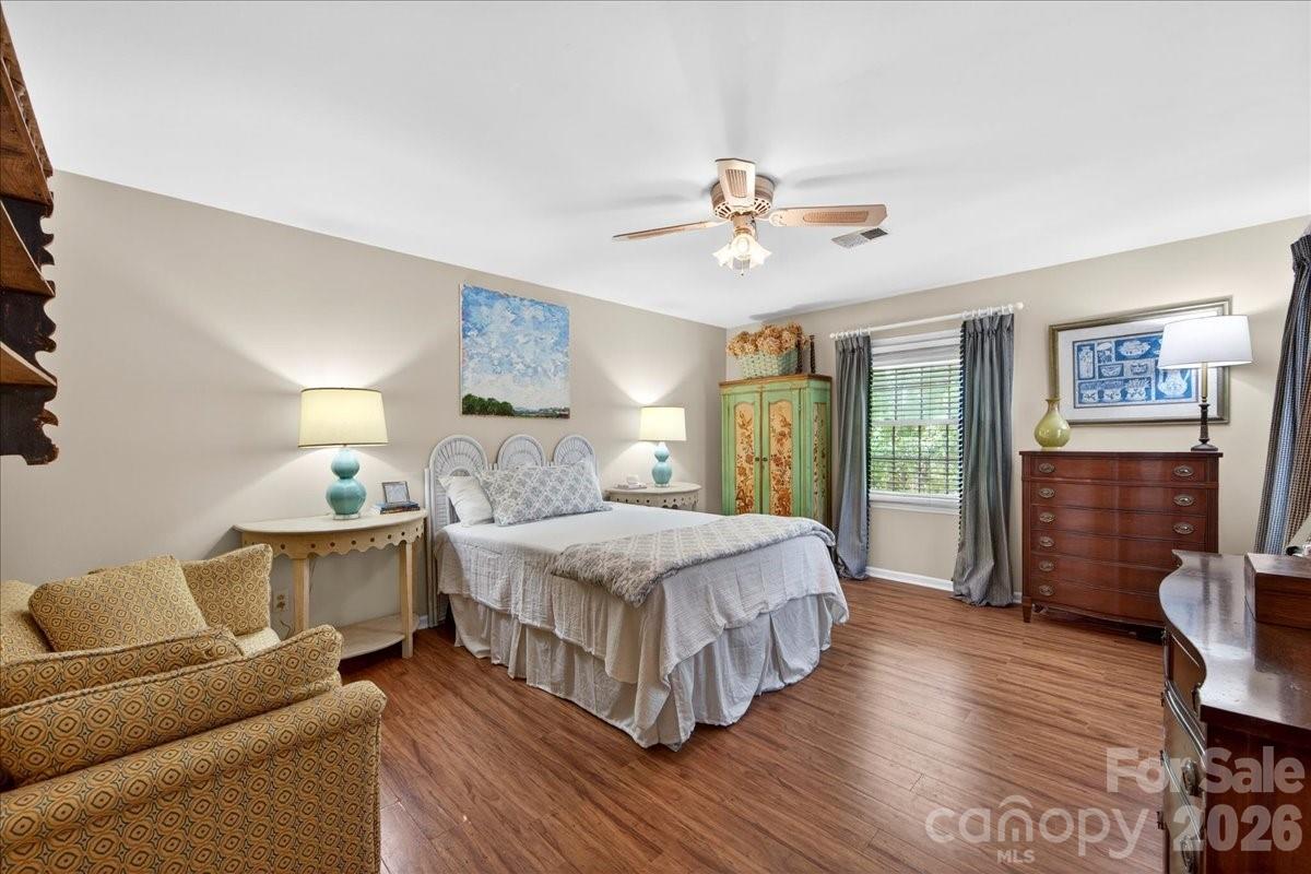 6826 Constitution Lane Charlotte NC 28210