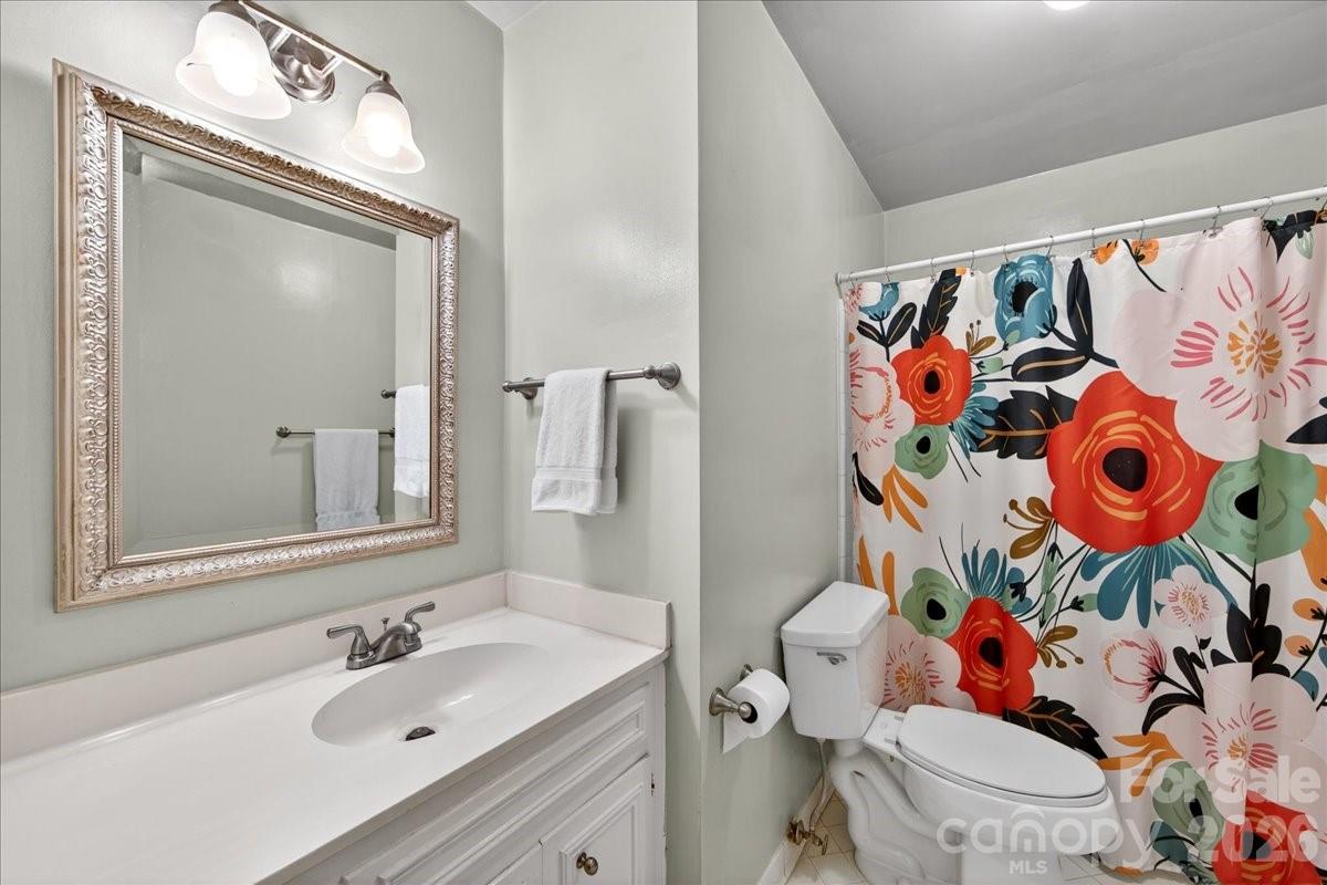 6826 Constitution Lane Charlotte NC 28210