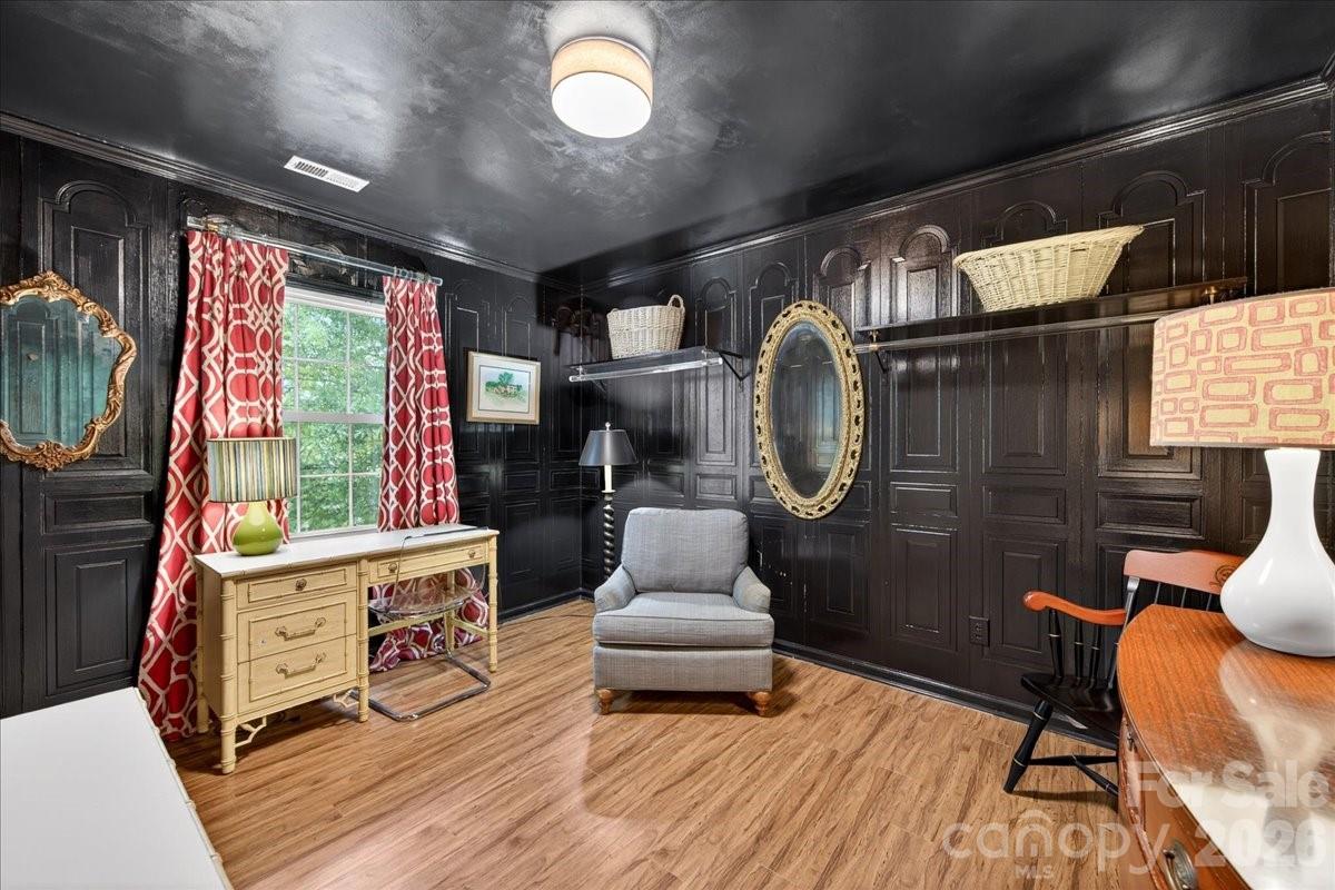 6826 Constitution Lane Charlotte NC 28210