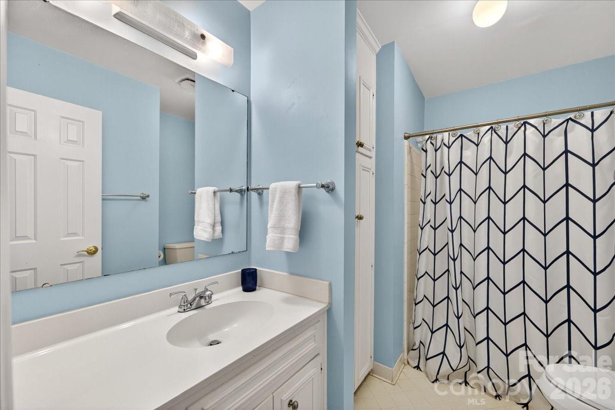 6826 Constitution Lane Charlotte NC 28210