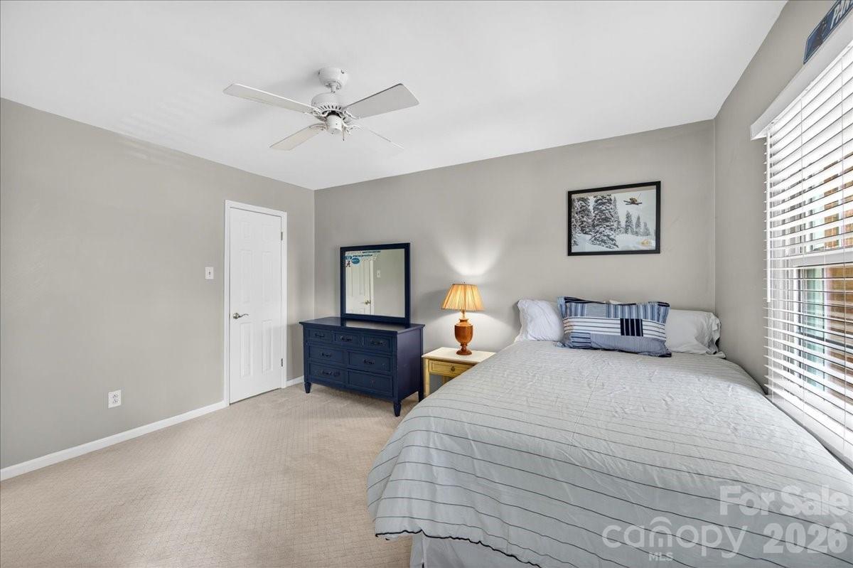 6826 Constitution Lane Charlotte NC 28210
