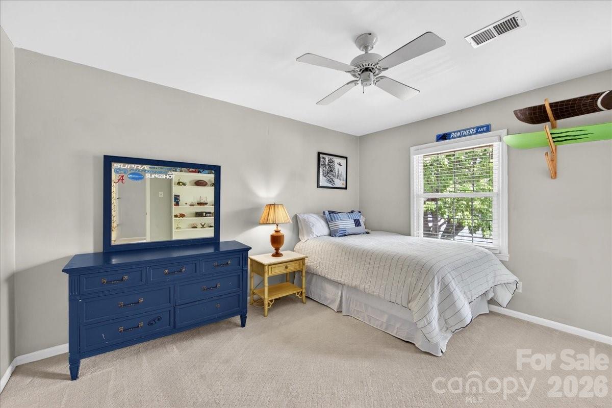 6826 Constitution Lane Charlotte NC 28210