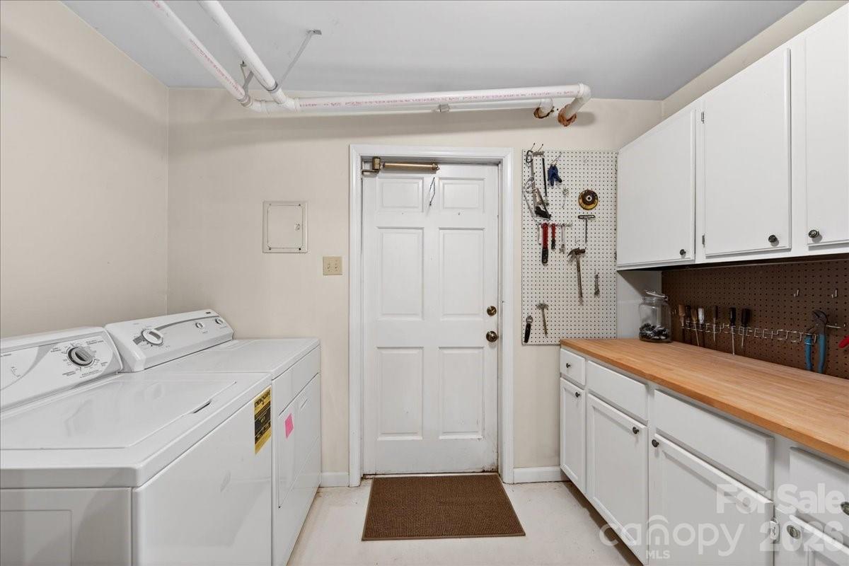 6826 Constitution Lane Charlotte NC 28210