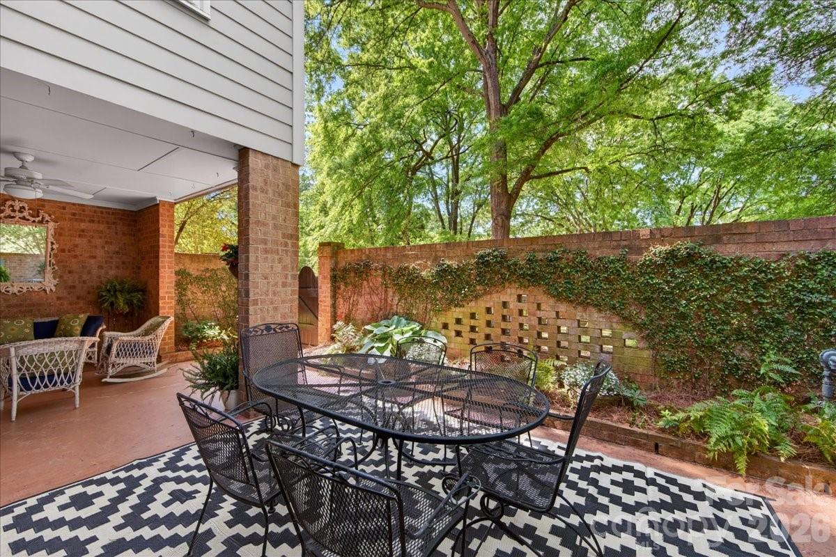 6826 Constitution Lane Charlotte NC 28210