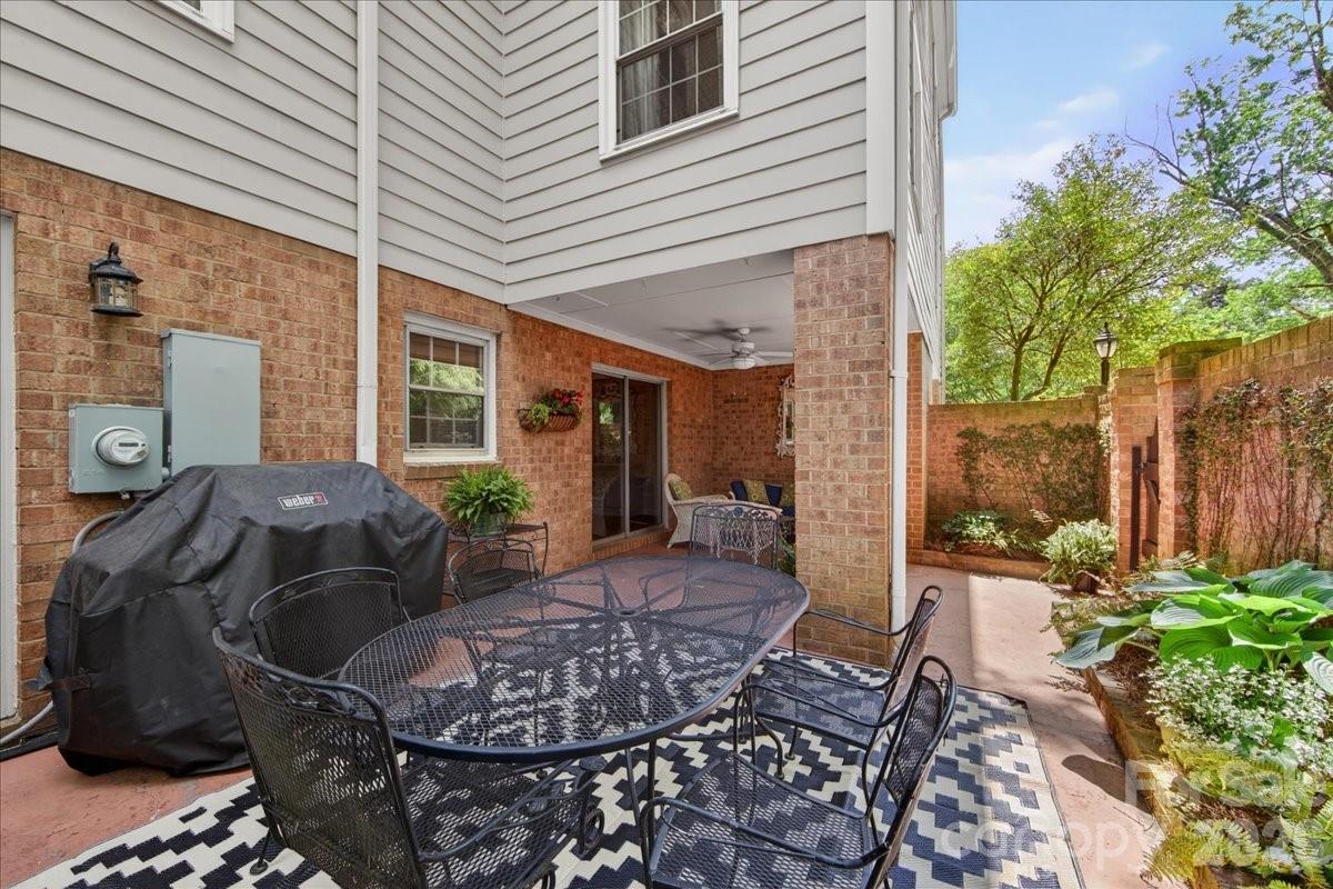 6826 Constitution Lane Charlotte NC 28210