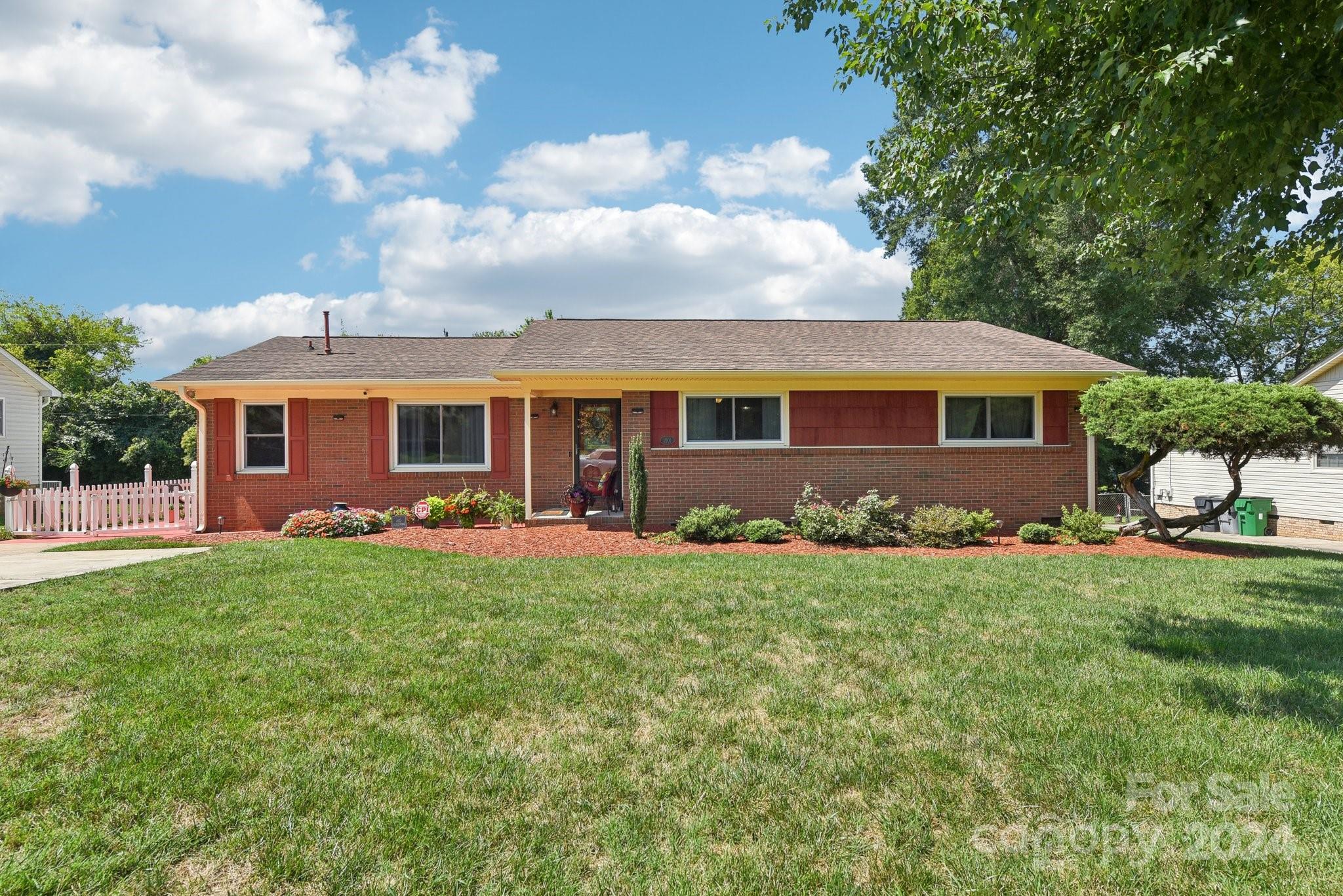 2101 Artwood Lane Charlotte NC 28217