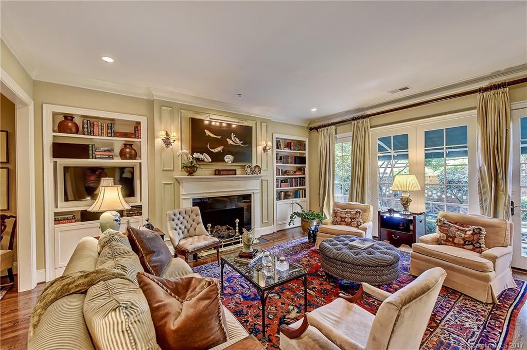 204 Crownsgate Court Charlotte NC 28207
