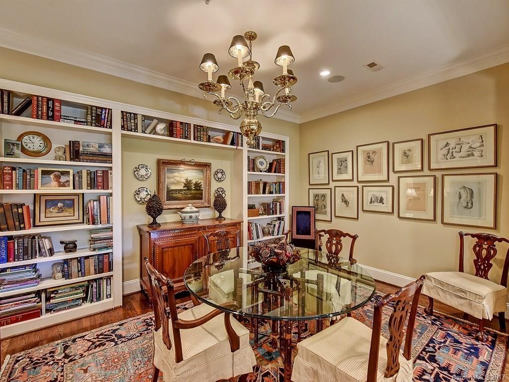 204 Crownsgate Court Charlotte NC 28207