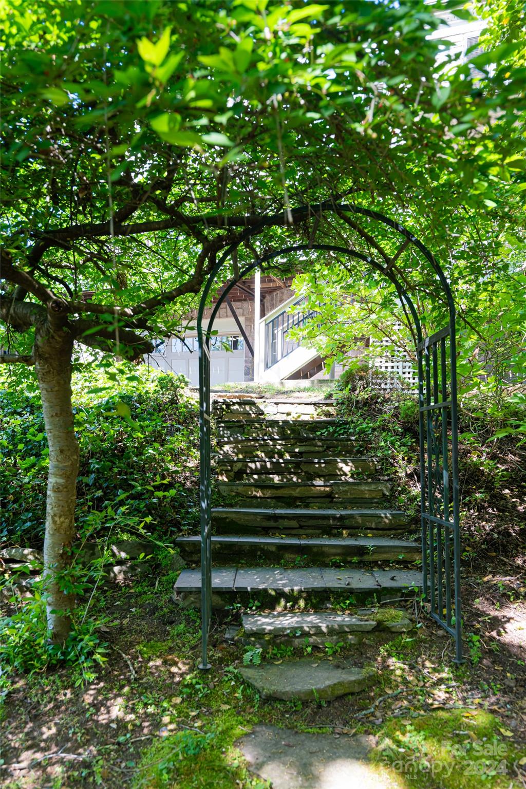 221 Kimberly Avenue Asheville NC 28804