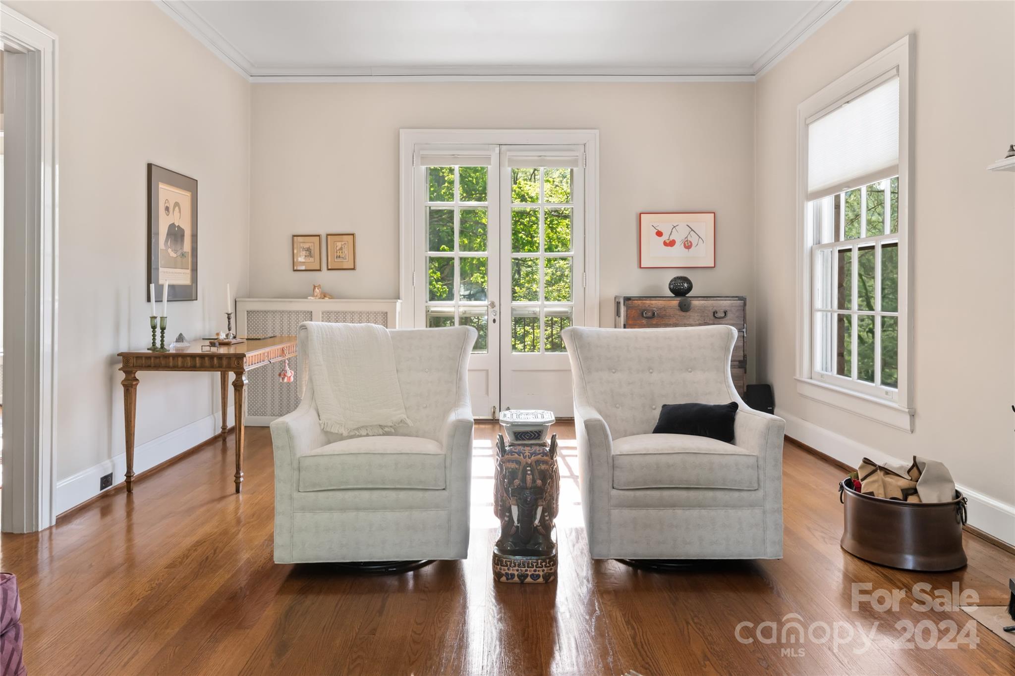 221 Kimberly Avenue Asheville NC 28804