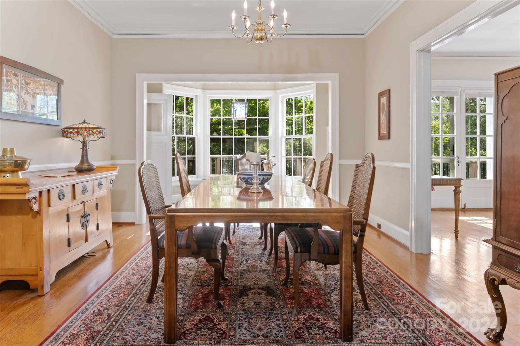 221 Kimberly Avenue Asheville NC 28804