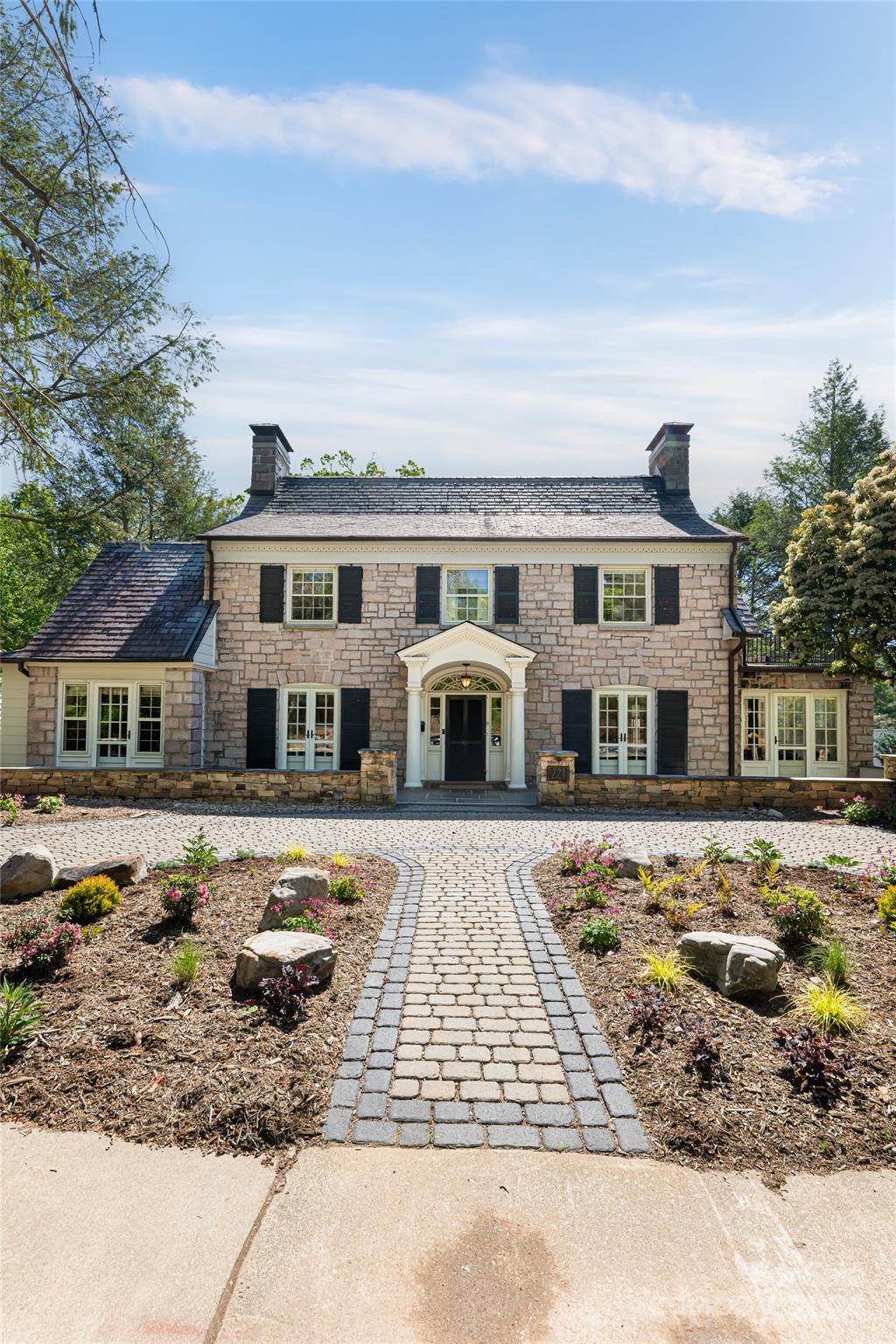 221 Kimberly Avenue Asheville NC 28804