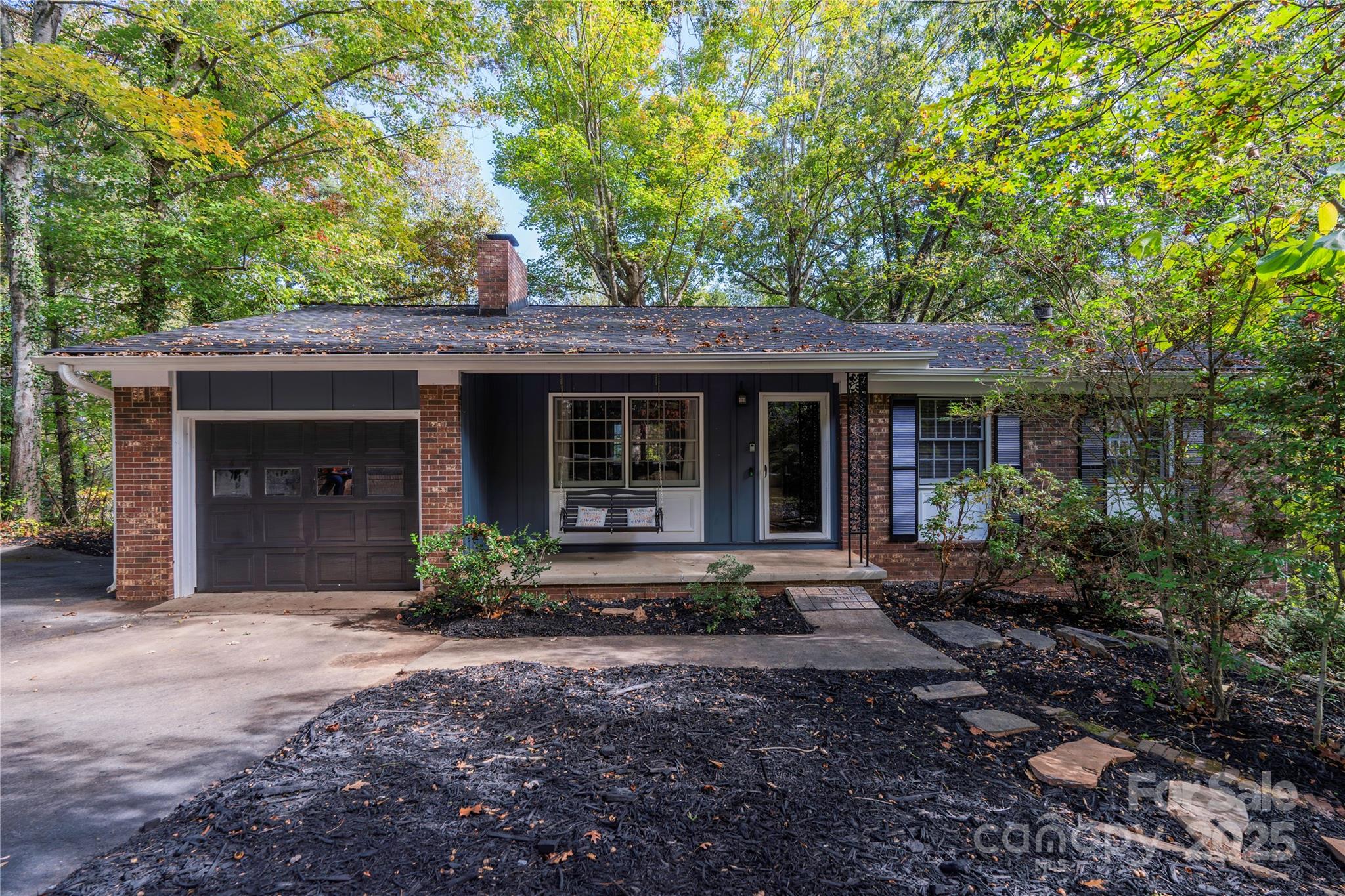 23 Springwood Drive Asheville NC 28805