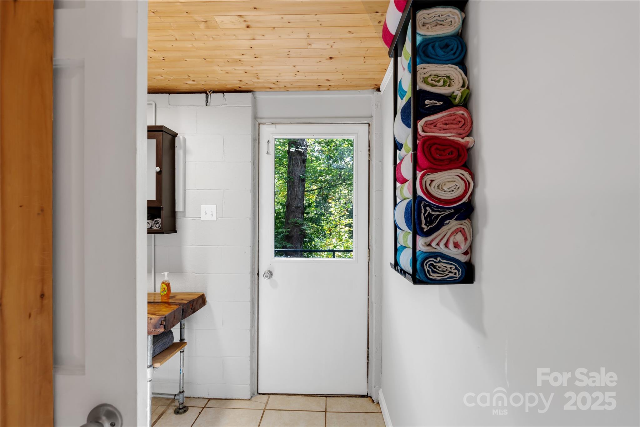 23 Springwood Drive Asheville NC 28805