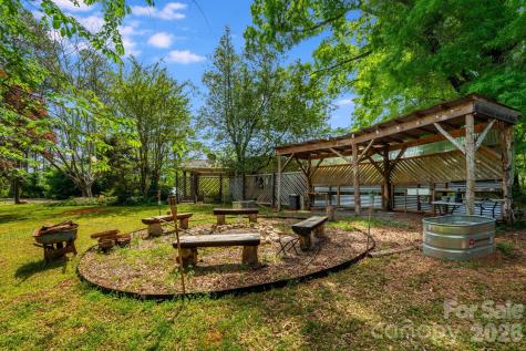 1737 Whitesides Road Forest City NC 28043