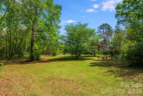 1737 Whitesides Road Forest City NC 28043