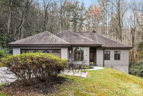 446 Silver Fox Lane Pisgah Forest NC 28768