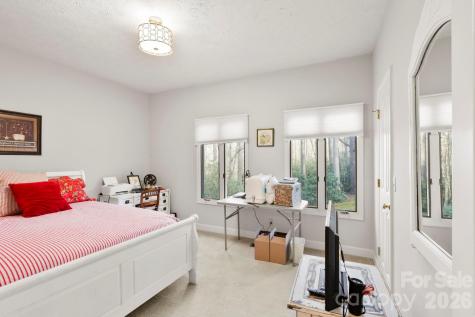 446 Silver Fox Lane Pisgah Forest NC 28768