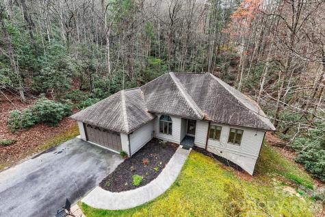446 Silver Fox Lane Pisgah Forest NC 28768