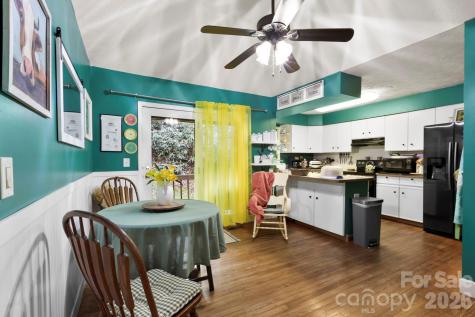 446 Silver Fox Lane Pisgah Forest NC 28768