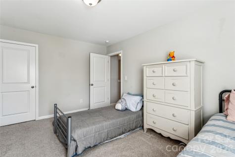 3896 Lake Breeze Drive Sherrills Ford NC 28673