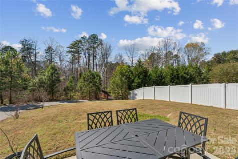 3896 Lake Breeze Drive Sherrills Ford NC 28673