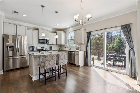 3896 Lake Breeze Drive Sherrills Ford NC 28673