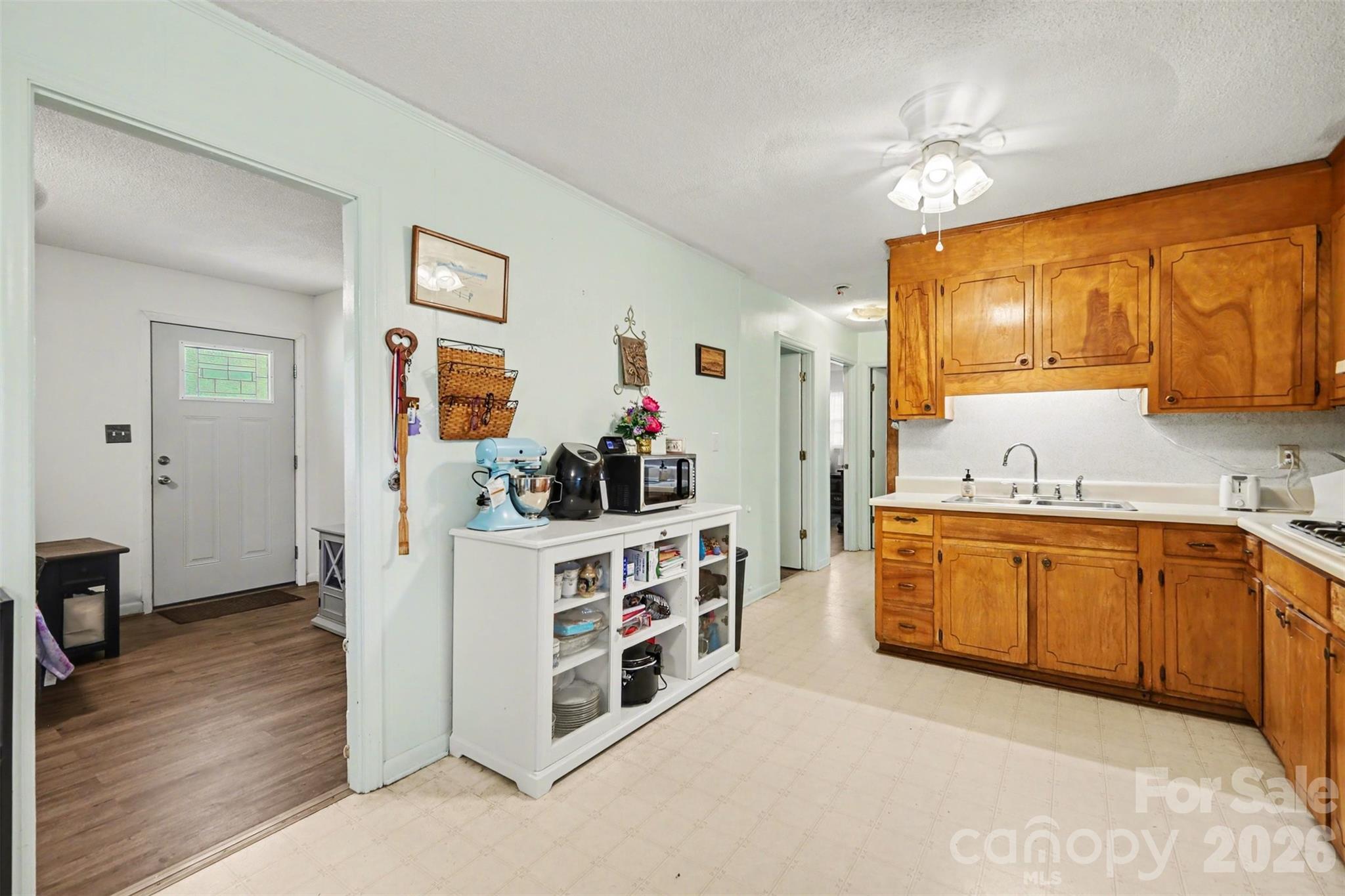 1907 Alpine Lane Gastonia NC 28054