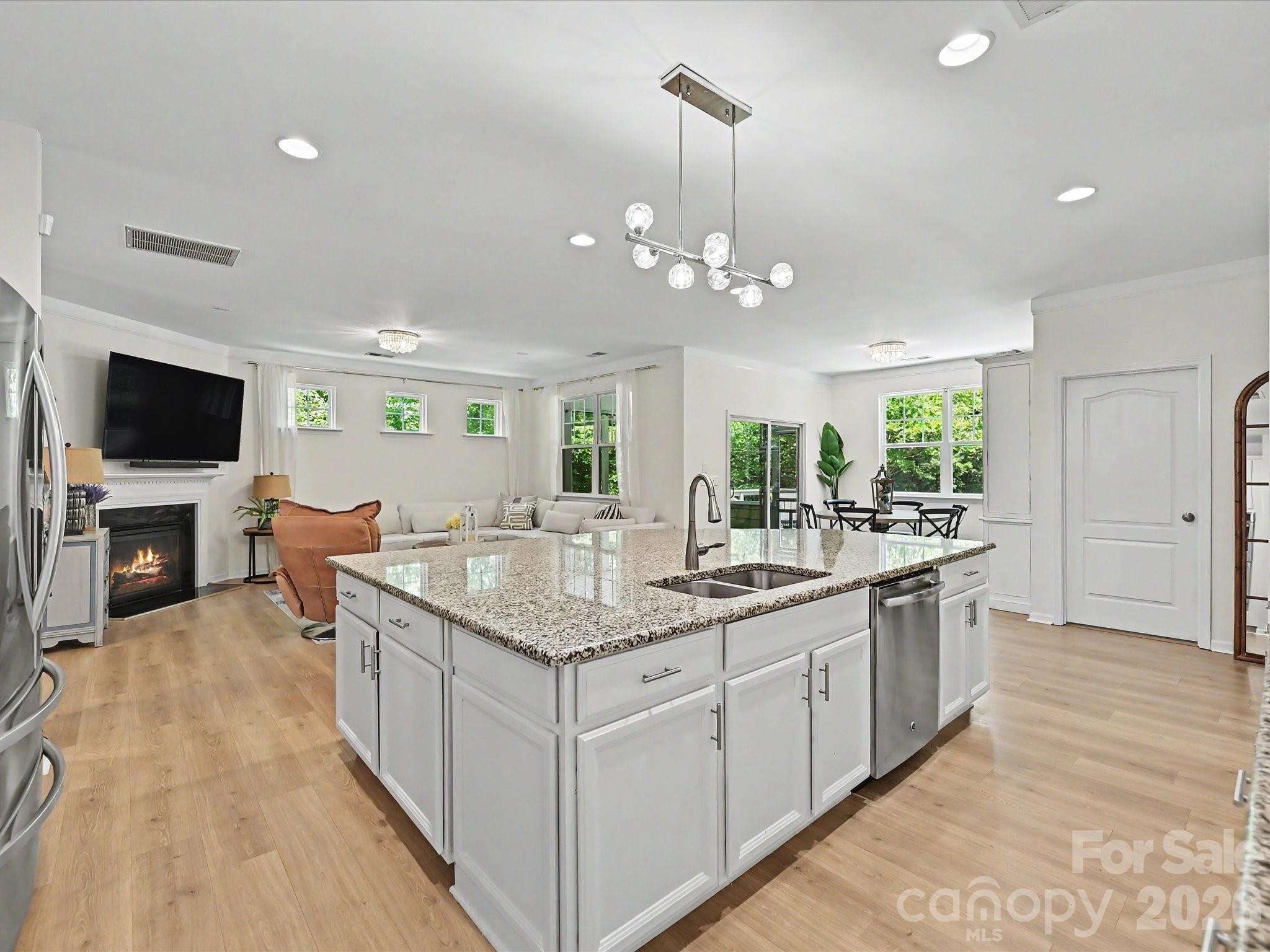 1104 Snowbird Lane Waxhaw NC 28173