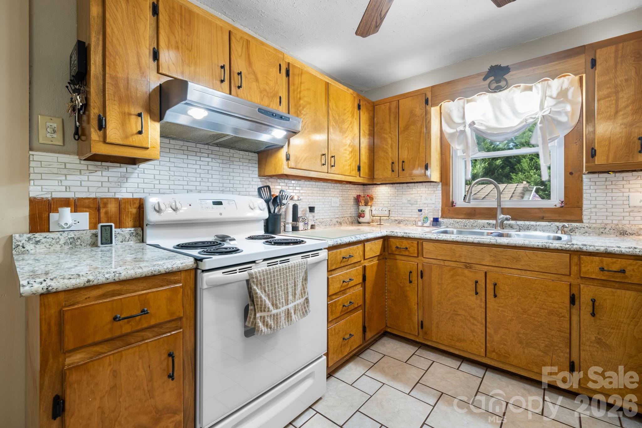 2582 Startown Road Newton NC 28658
