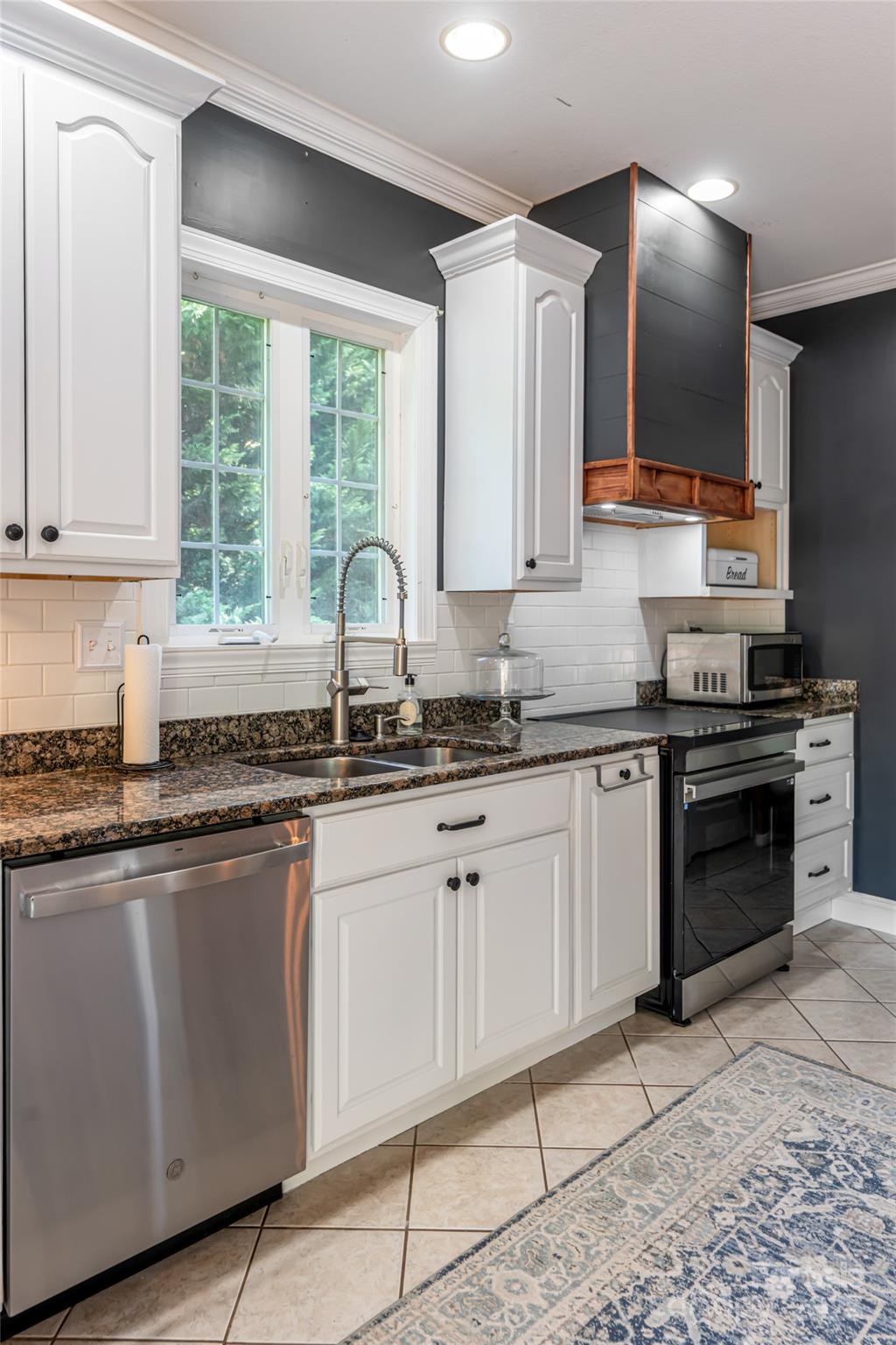 47 Timberwood Drive Asheville NC 28806