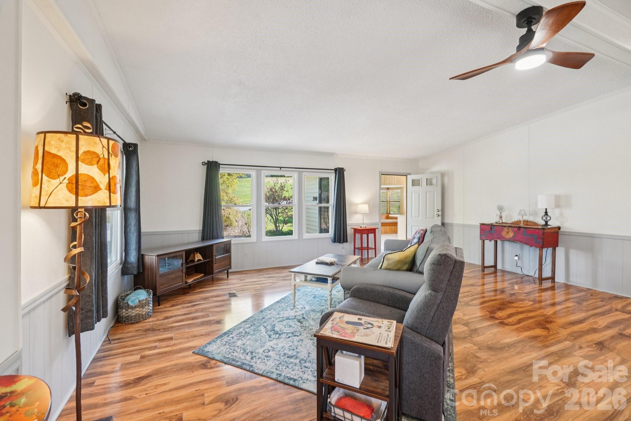 200 Cranbrook Circle Hendersonville NC 28792