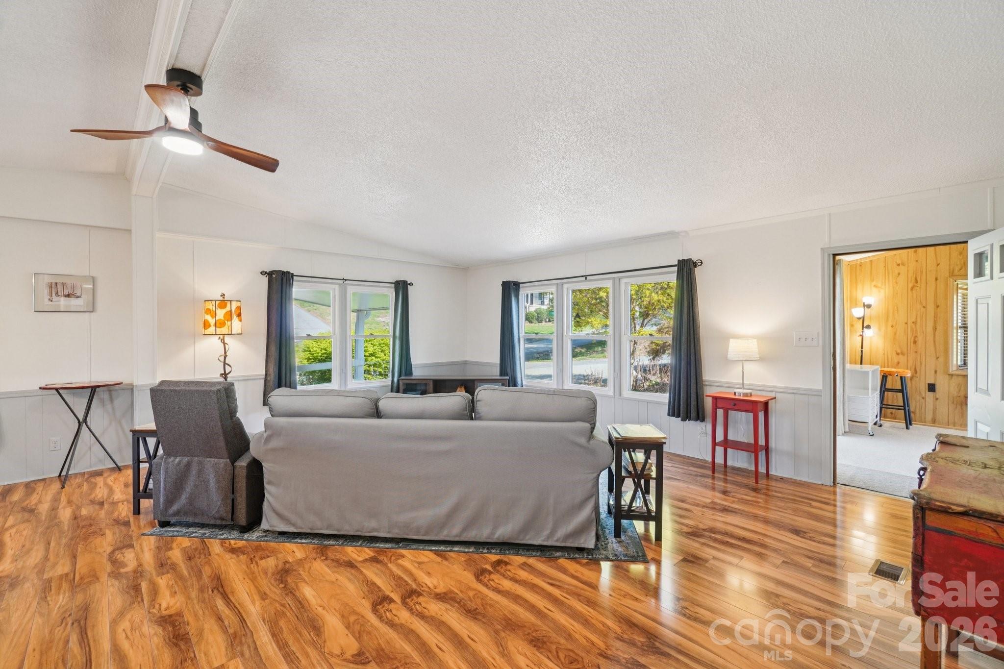 200 Cranbrook Circle Hendersonville NC 28792