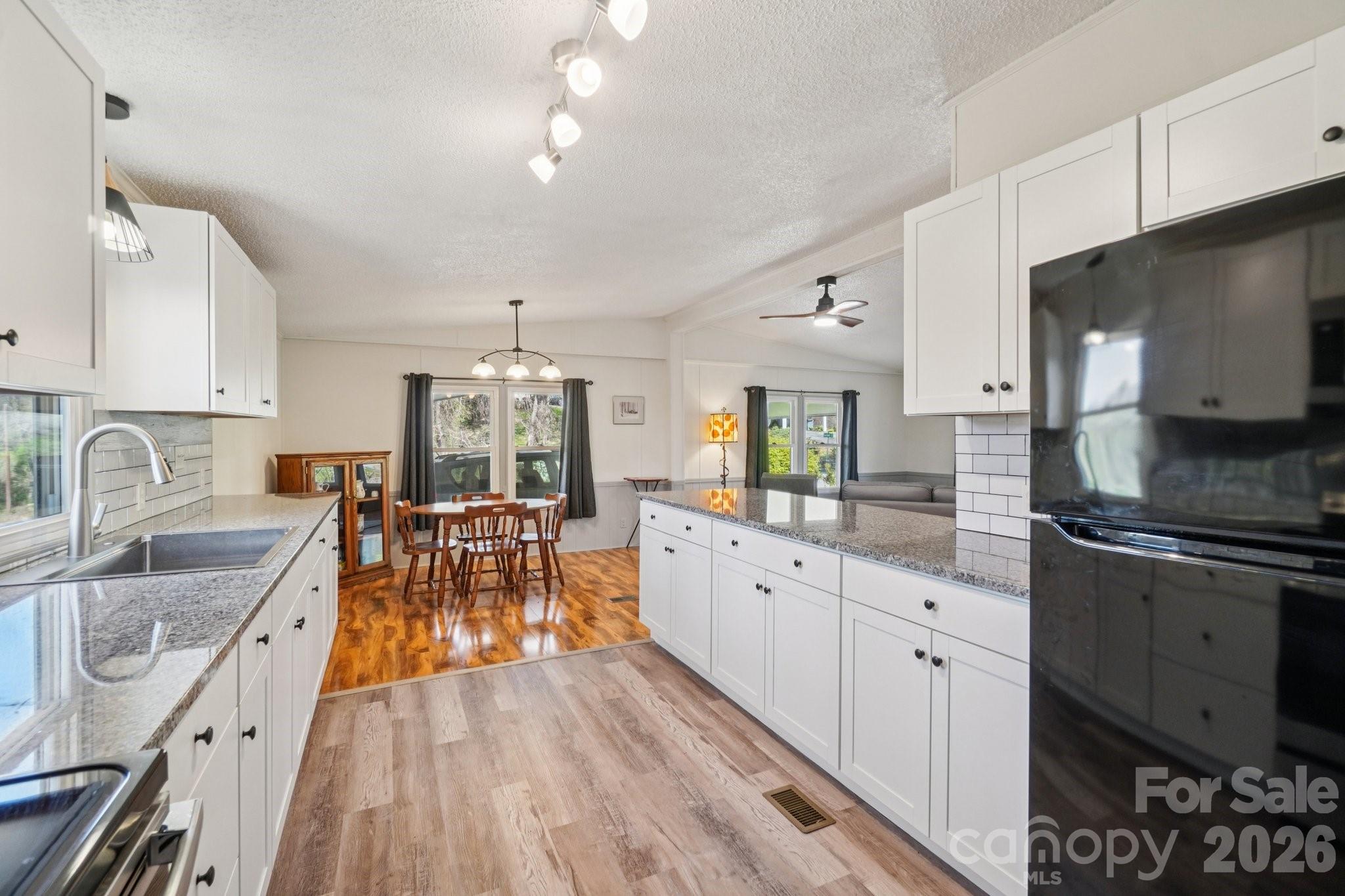 200 Cranbrook Circle Hendersonville NC 28792