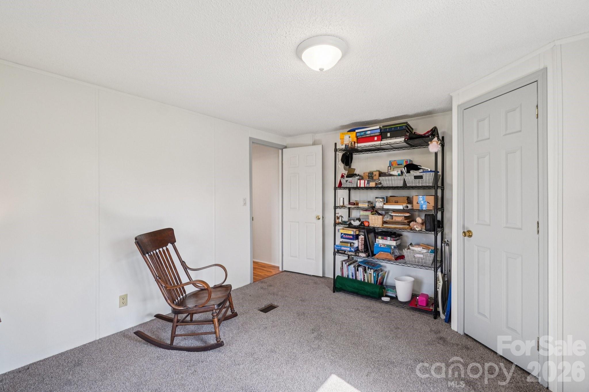200 Cranbrook Circle Hendersonville NC 28792