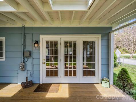212 Vance Avenue Black Mountain NC 28711