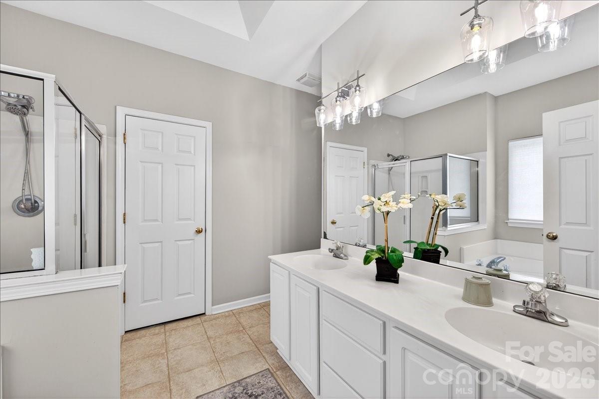 1423 Piper Court Concord NC 28025