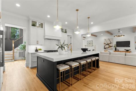 4142 Pineview Road Charlotte NC 28211